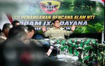 Presiden Prabowo Subianto memimpin rapat koordinasi penangan dan pemulihan pasca gempa NTT. (Dok: Istimewa)