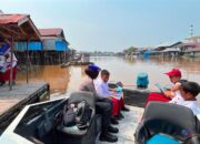 Buka Akses Literasi, Satpolairud HSU Sulap Kapal Patroli Jadi Sarana Baca Anak Pesisir