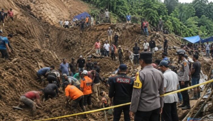 Lima Warga Tewas Tertimbun Longsor di Tambang Ilegal Pohuwato