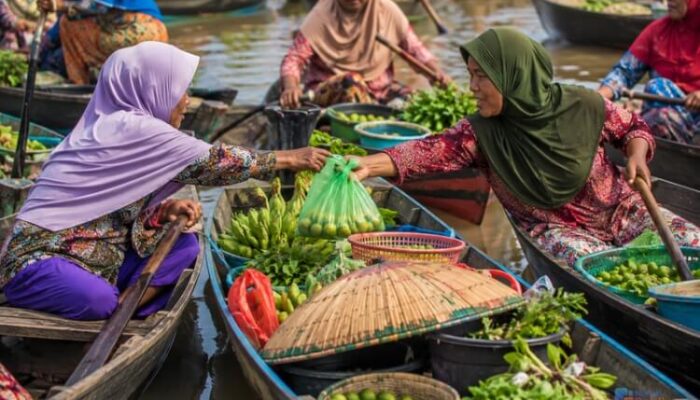 Pasar Terapung Lok Baintan, Tradisi Unik Jual Beli di Atas Jukung