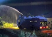 Polres HSS Turunkan Water Cannon Padamkan Karhutla di Sungai Kupang
