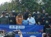 Tinjau Posko Karhutla Guntung Damar, Hasnuryadi Serahkan Bantuan Pompa Air