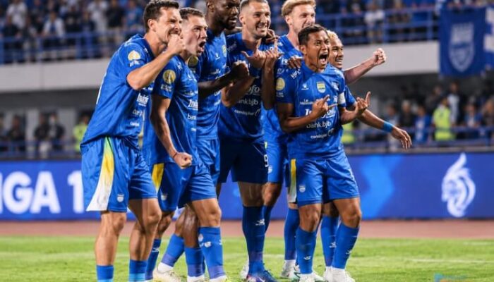 Pesta Gol di GBLA, Comeback Persib Bandung Bungkam PSM Makassar 3-1