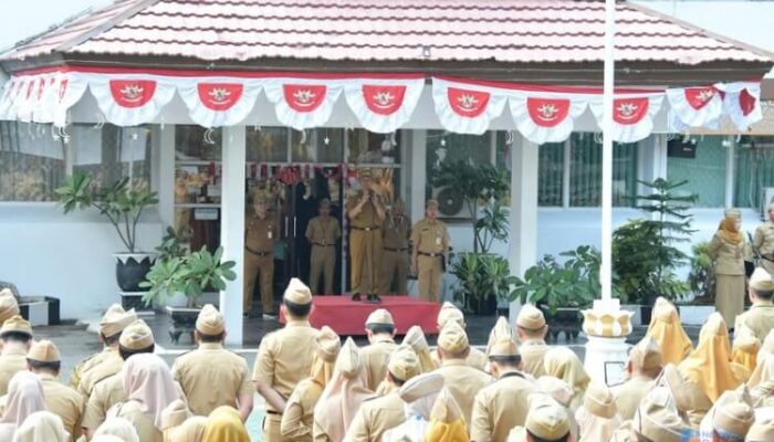Pimpin Apel Gabungan, Wabup HSS Tekankan Disiplin ASN dan Pelayanan Humanis