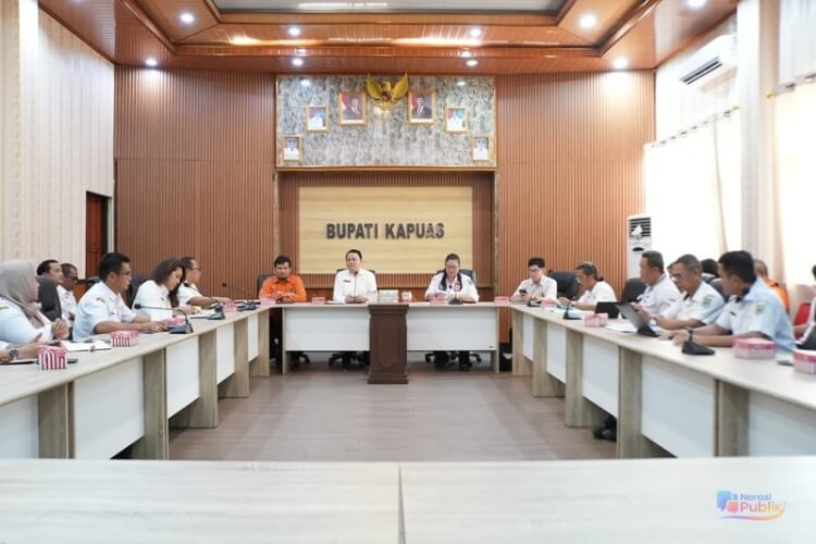 Sekda Kapuas Usis I Sangkai mimpim Rapat Sinkronisasi Program Satu Data Inflasi. (Dok: Istimewa)