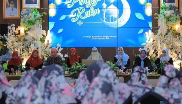 Gelar Pengajian Rutin, Hj Mustaidah Ajak Kader PKK HSS Teladani Akhlak Rasulullah