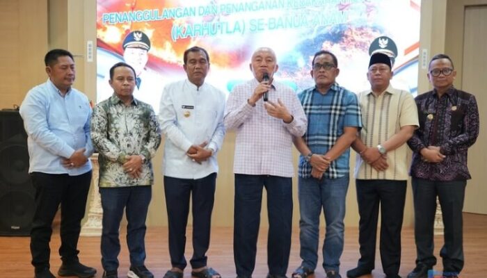 Bahas Penanganan Karhutla, Bupati HSS Ikuti Rakor Se-Banua Anam
