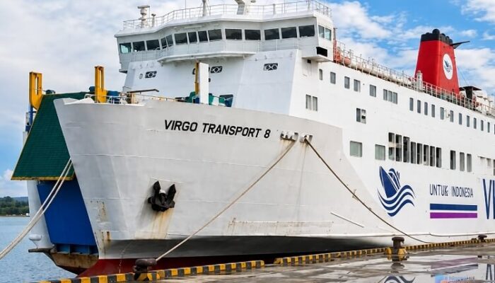 Penuh Haru, Keluarga Penumpang KM Virgo Transport 8 Menanti Kabar di Posko SAR