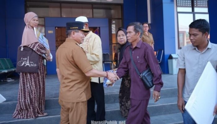 Bupati Kapuas Salurkan Bantuan Warga Terdampak Kebakaran di Dua Kecamatan