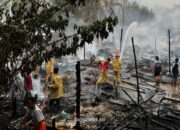 Si Jago Merah Mengamuk di Desa Gumbil HSS, Lima Rumah Warga Ludes Terbakar