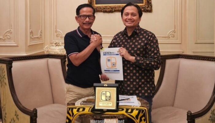 Resmi! Djadjang Nurdjaman Kembali Nahkodai PS Barito Putera di Championship