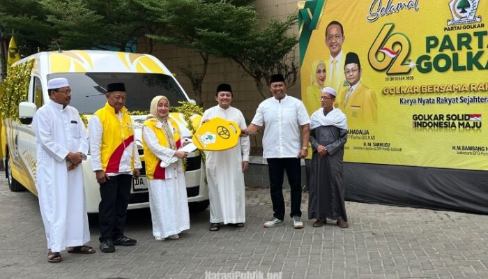 Hasnuryadi dan Bambang Serahkan Mobil Operasional Hingga Bantuan Relawan Karhutla
