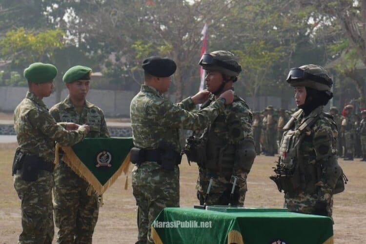 Sekretaris Badan Cadangan Nasional Kemhan RI, Mayjen TNI (Mar) Freddy Ardianzah meresmikan personil Komcad Reguler Matra Darat TA 2026 Kodam XXII/TB. (Dok: Istimewa)