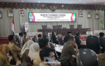 Rapat Kerja Komisi I DPRD HSS bersama eksekutif dalam rangka membahas Ranperda Pilkades. (Dok: Istimewa)