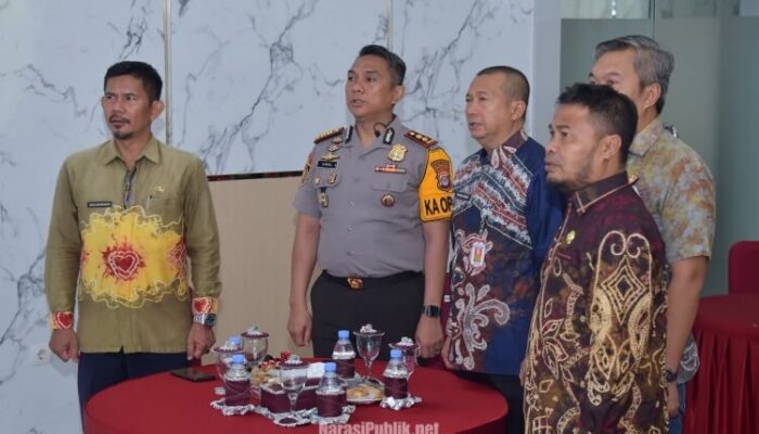 Sekda HSS Ikuti Rakor Optimalisasi Peran Kades Dalam Penanganan Karhutla