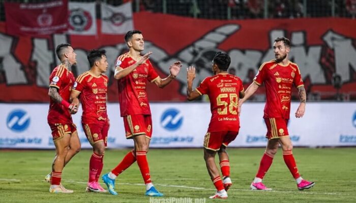 Bantai Arema FC 5-1, Persija Rebut Puncak Klasemen Sementara Super League