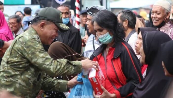 Kodam XXII/TB Salurkan 30 Ribu Paket Bantuan Presiden untuk Warga Terdampak Kabut Asap